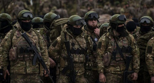 Чеченские военнослужащие. Фото: www.grozny-inform.ru