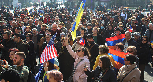 Участники акции. Ереван, 23 ноября 2022 г. Фото Тиграна Петросяна для "Кавказского узла2