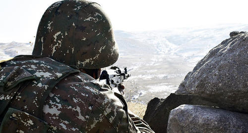 Солдат на боевой позиции. Фото: Минобороны Армении https://www.mil.am/ru/news/11195
