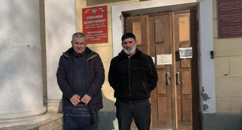 Адвокат Магомед Аушев (слева) и Багаутдин Мякиев. Фото: https://memohrc.org/ *организация внесена Минюстом в реестр некоммерческих организаций, выполняющих функции иностранного агента, ликвидирована по решению суда.