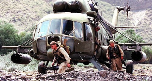Спецназ ГРУ в Ботлихском районе Дагестана, 25 августа 1999 года. Фото: http://www.aeronautics.ru/chechnya/cgallery.htm