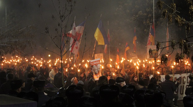 Факельное шествие. Фото Тиграна Петросяна для "Кавказского узла".