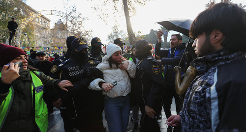Задержание активистов на улицах Баку. Фото Азиза Каримова для "Кавказского узла"
