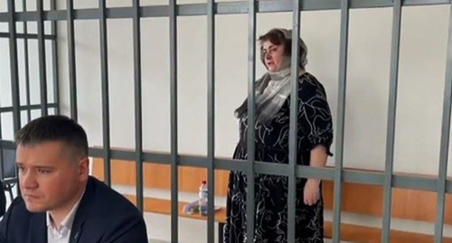 Зарема Мусаева в зале суда. Скриншот видео https://www.youtube.com/watch?v=6LXkpp1oj0E