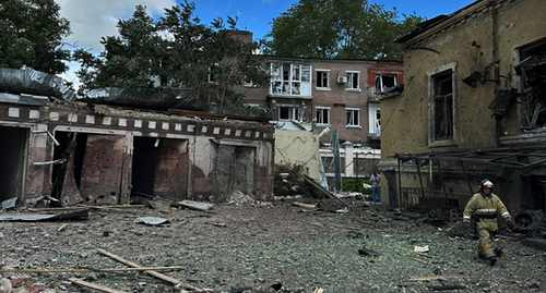 На месте происшествия в Таганроге. 28 июля 2023 г. Фото: https://t.me/taganrogadmin/3206