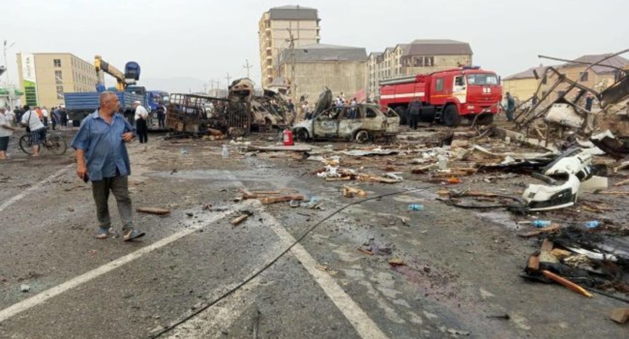 На месте взрыва. Фото: me/bazabazon