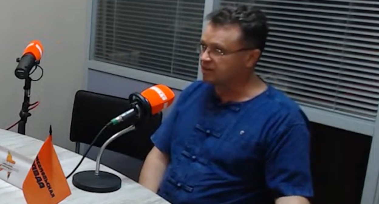 Вячеслав Ященко, стоп-кадр видео канала Радио Комсомольская правда Волгоград
https://www.youtube.com/watch?v=zISACHkyE6c&t=585s