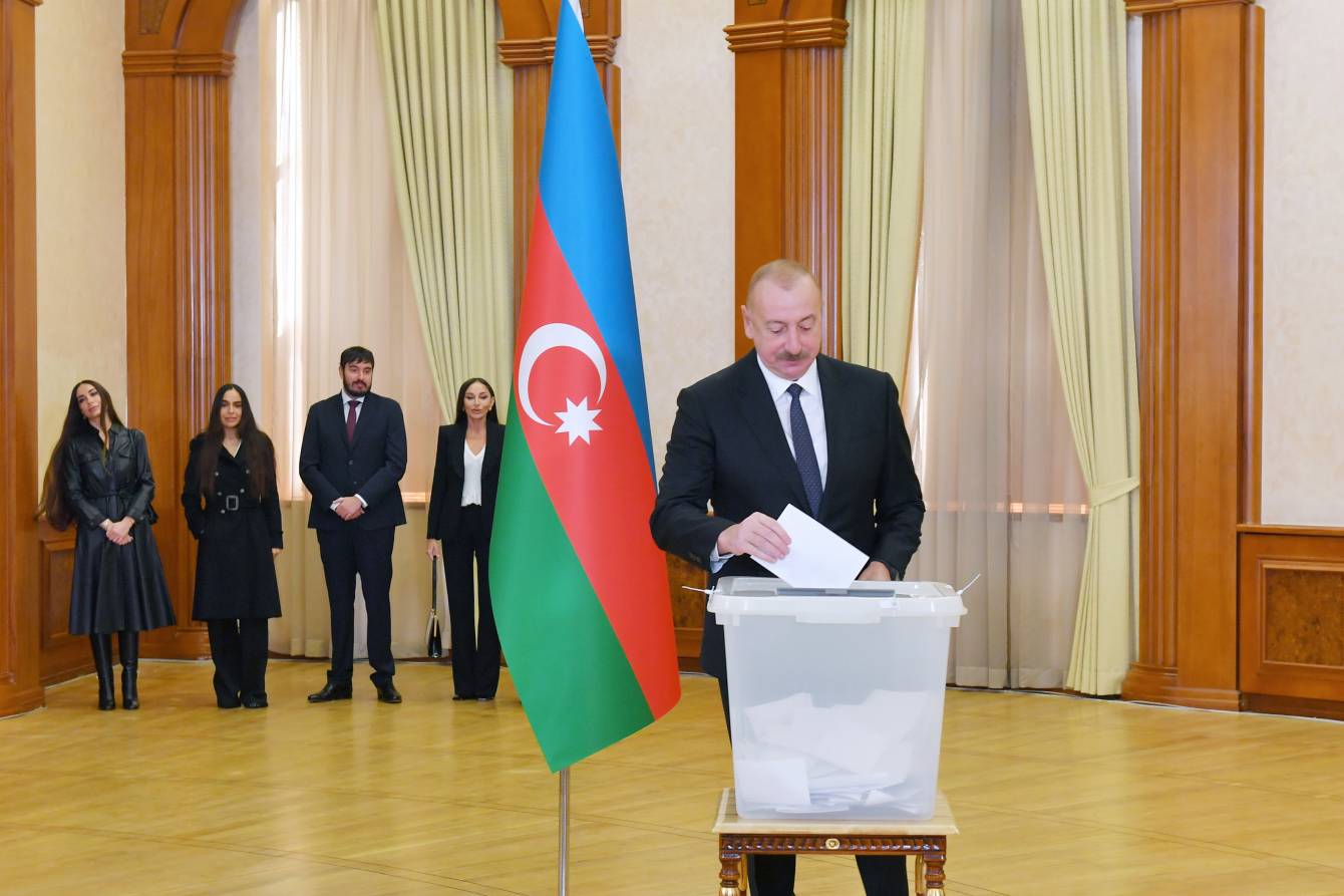 Ильхам Алиев, 7 февраля 2024 года. Фото https://president.az/az/articles/view/63543