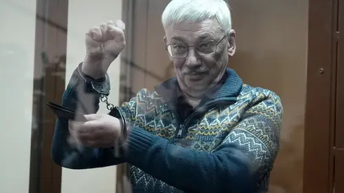 Олег Орлов*. Скриншот видео https://ru.euronews.com/2024/02/27/oleg-orlov-sentencing