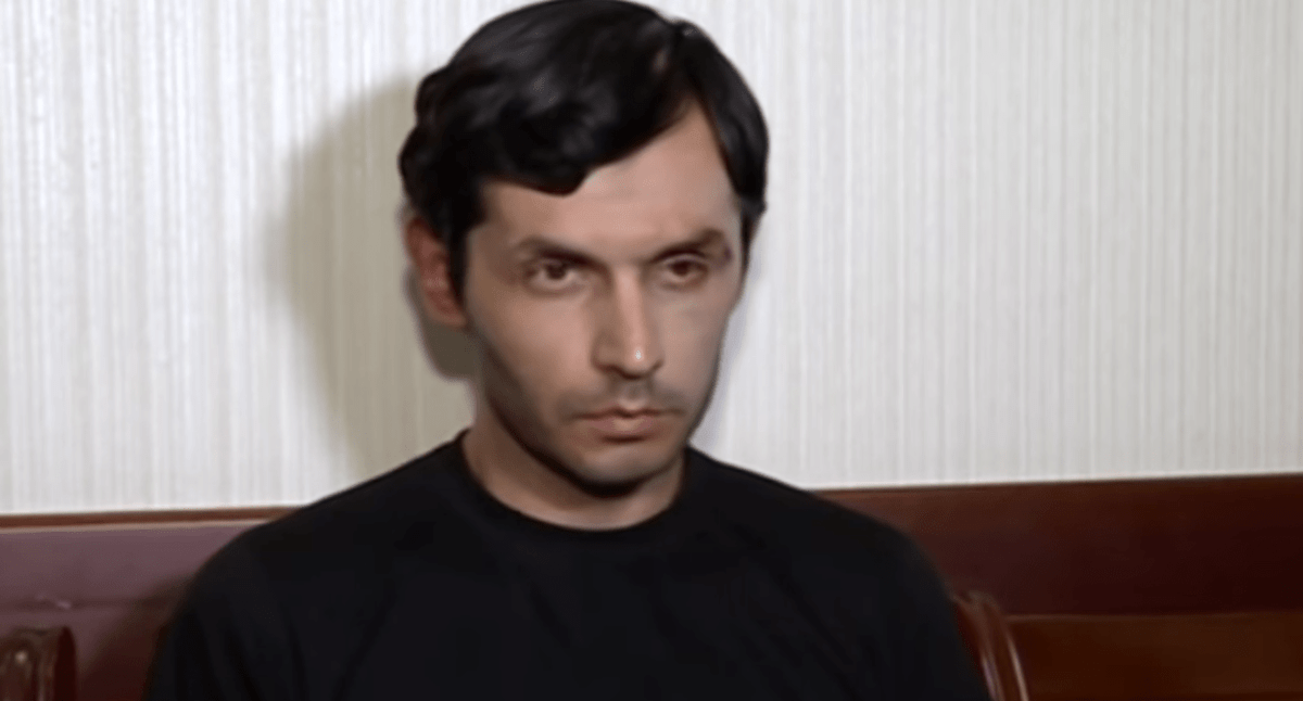 Юнис Сарафанов. Стоп-кадр видео из YouTube-канала Xəzər Xəbər
от 06.07.2018, https://www.youtube.com/watch?v=uEl-MEWaRIYhttps://www.youtube.com/watch?v=uEl-MEWaRIY