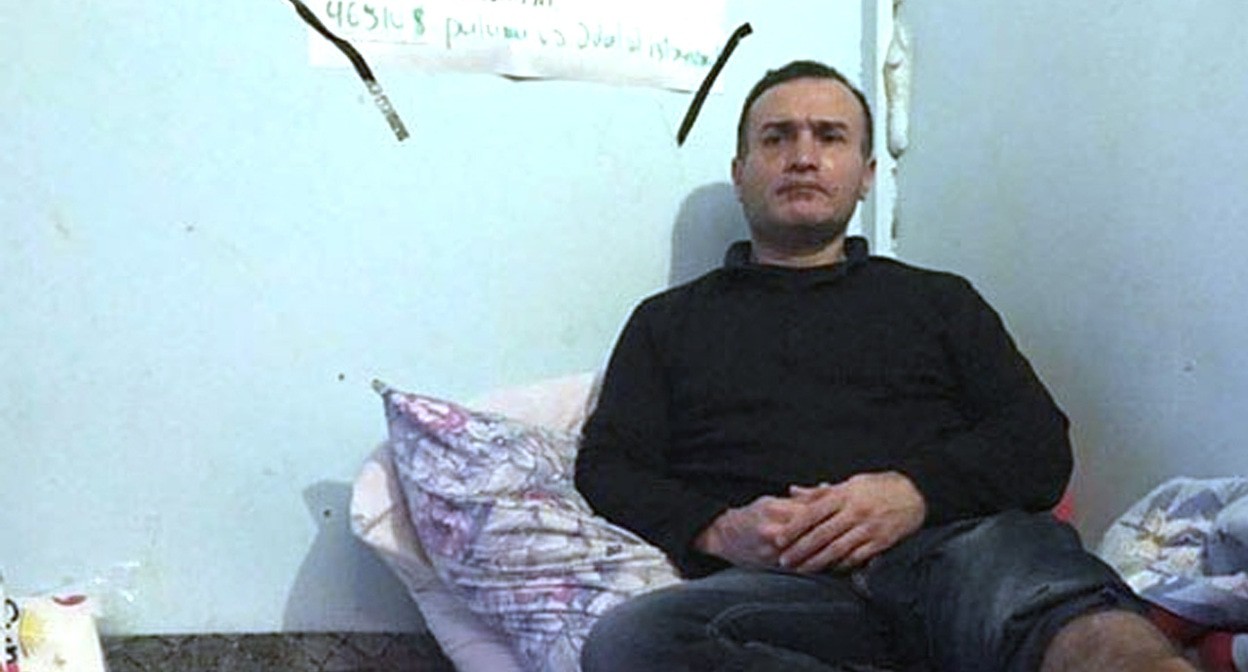 Ниджад Ибрагим. Фото: https://arqument.az/az/isadam-yeniden-azn-tikdi-acla-baslad/

