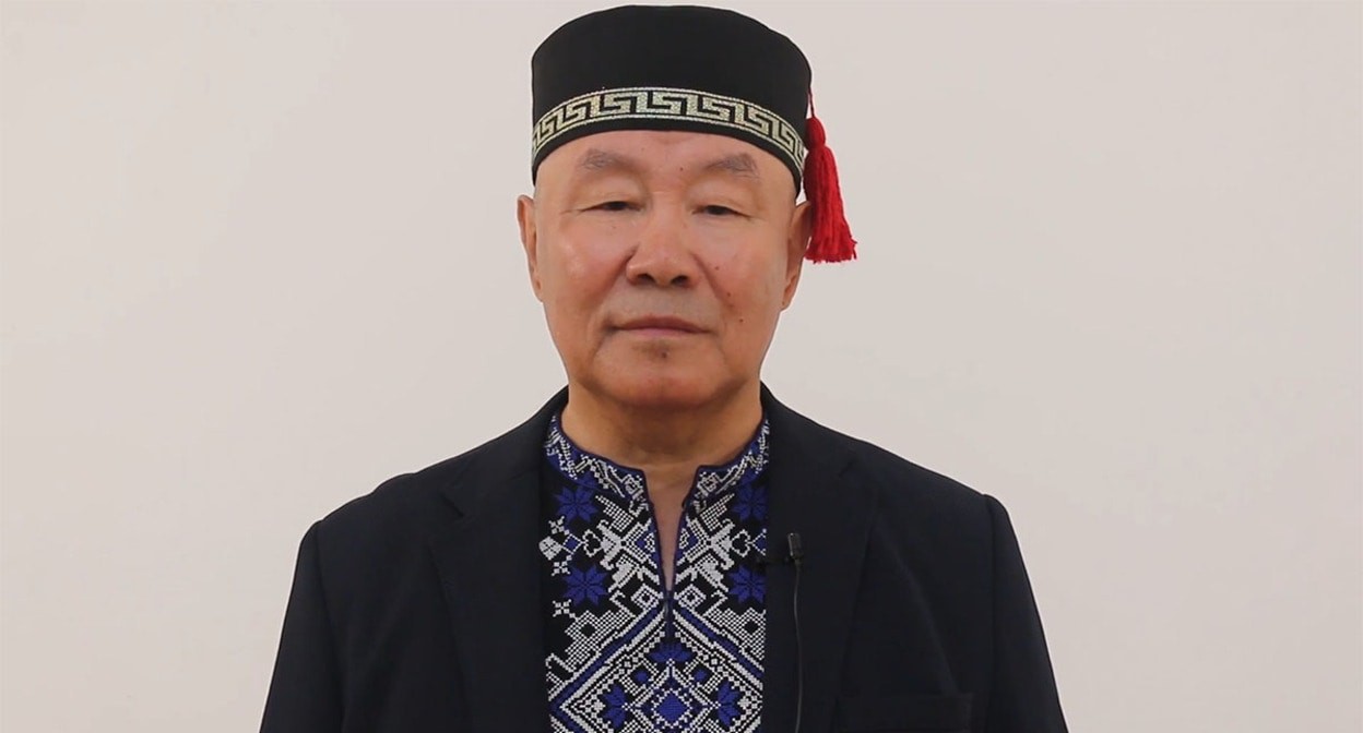 Владимир Довданов (включен в реестр иноагентов). Кадр видео из видео https://www.youtube.com/watch?v=Ru-G-1ECkZc