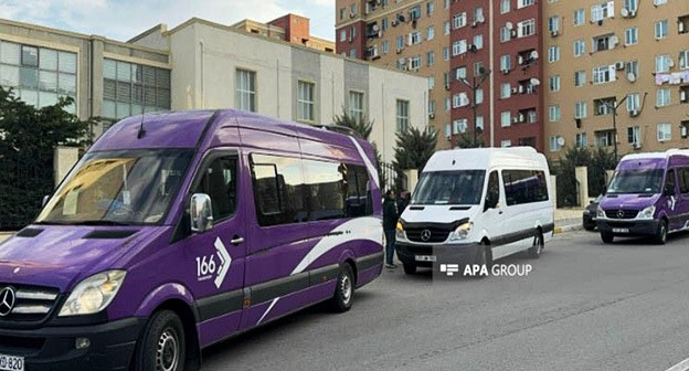 Возвращение азербайджанских семей. 21 апреля 2025 г. Фото: APA https://ru.apa.az/social/v-sela-sarydzaly-i-ballydza-otpravleny-ocerednye-gruppy-pereselencev-foto-608255