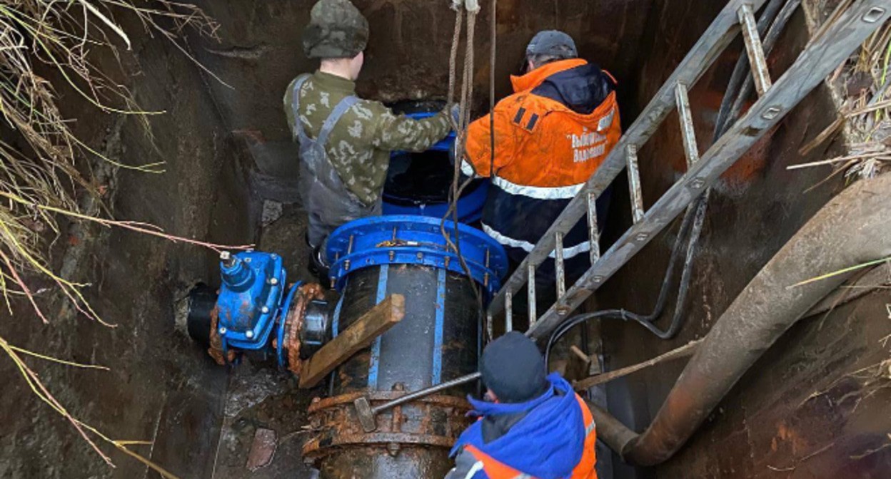 Устранение аварии. Фото: пресс-служба правительства Ленобласти