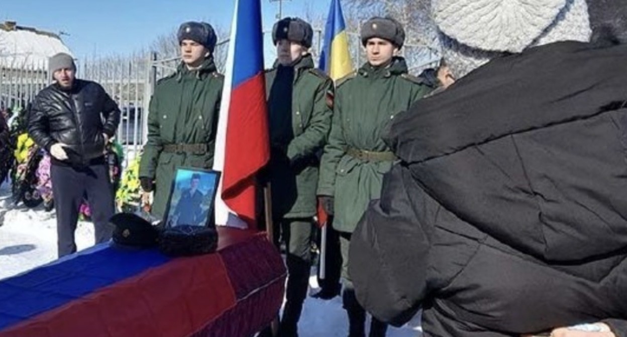 Похороны убитого на Украине Сергея Долгова. Фото: глава Кумылженского района t.me/glavakum