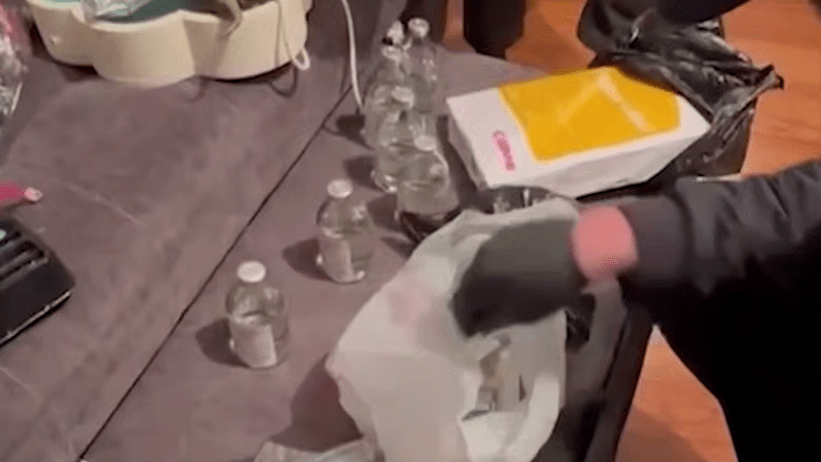 Силовики отчитались об изъятых в Хасавюрте компонентах взрывного устройства. Стоп-кадр видео РГВК "Дагестан" от 02.05.25, https://t.me/RGVKDAGESTAN/37719.