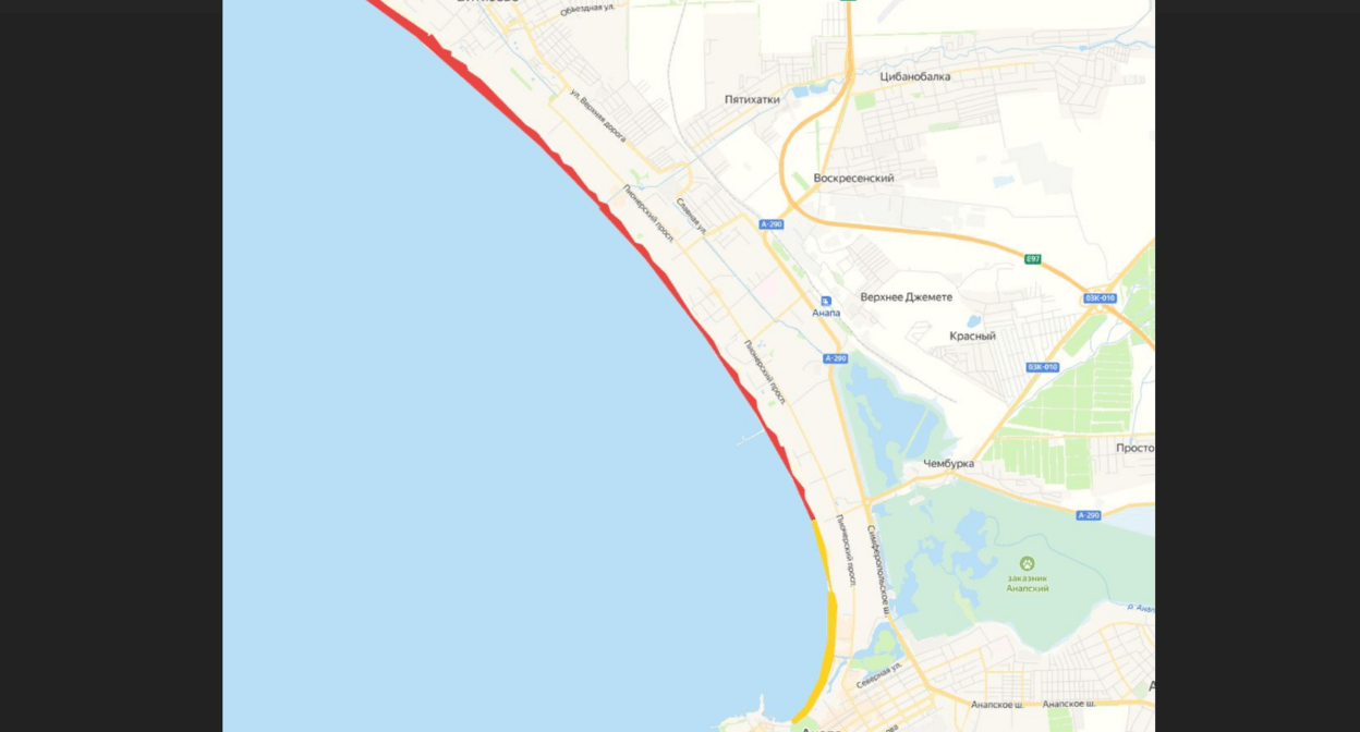 Пляжи, прошедшие механизированную очистку, выделены желтым. Скриншот фото из Telegram-канала оперштаба Краснодарского края.