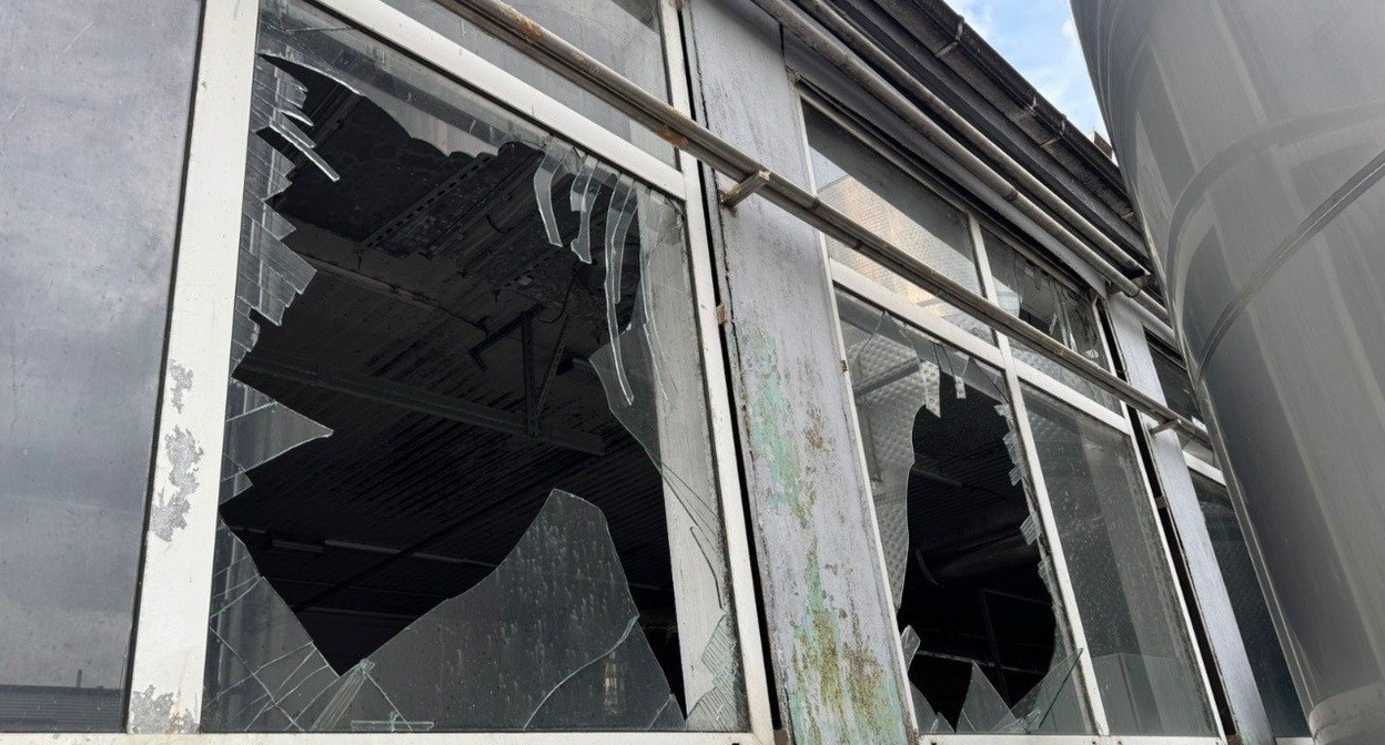 Последствия отражения ракетной атаки в районе Тамани. Скрншот публикации в ТГ-канале главы Темрюкского района Федора Бабенкова https://t.me/FedorBabenkov/4225