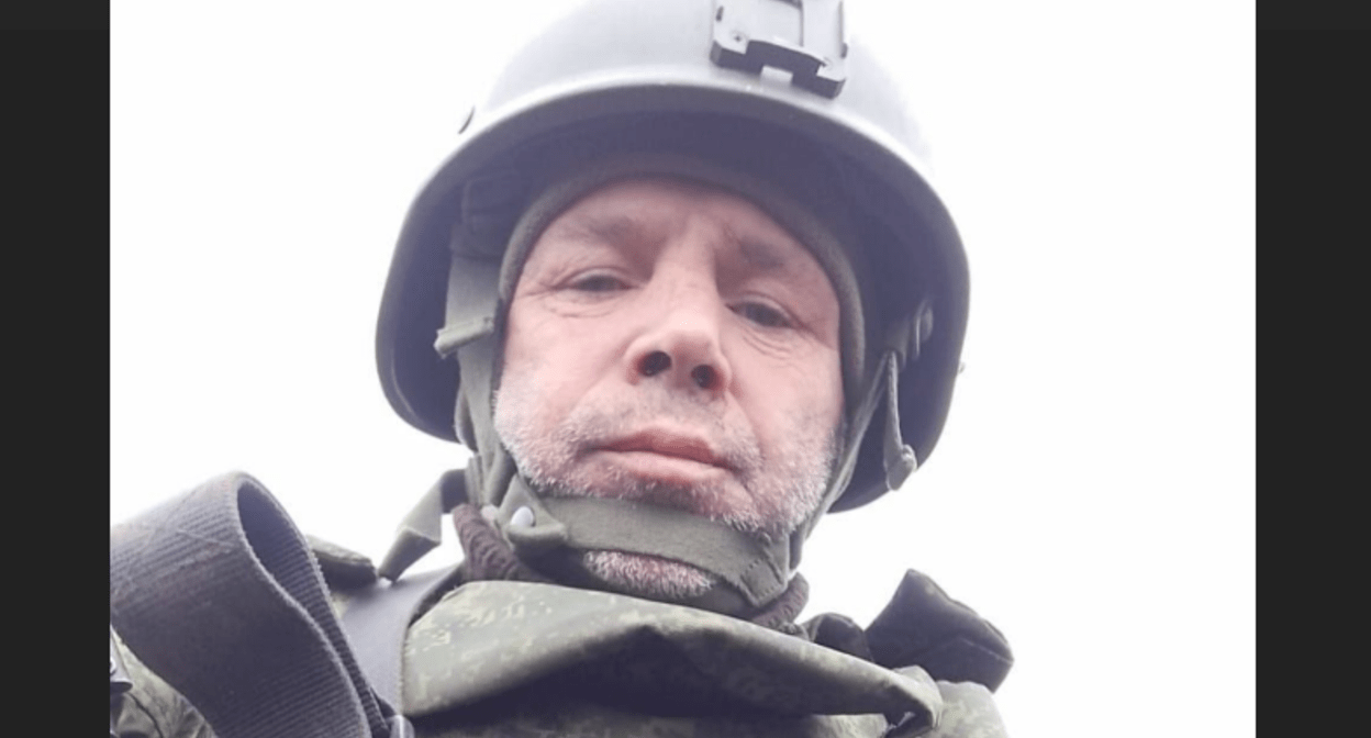 Анатолий Могилко. Скриншот фото из Telegram-канала администрации Икрянинского района от 07.06.25, https://t.me/ikradm/10948.