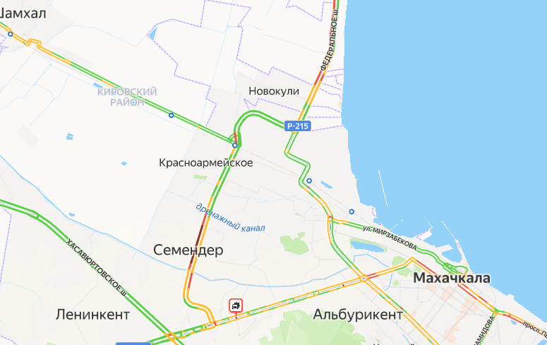 Пробки в День России образовались в Махачкале. Скриншот сервиса "Яндекс.Карты" от 12.06.25, https://yandex.ru/maps/