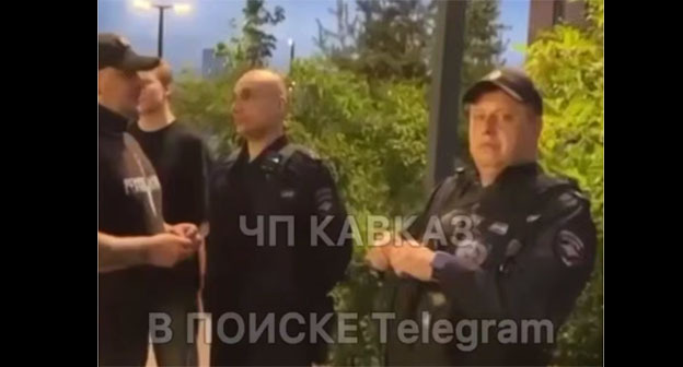 Конфликт с участием чеченцев. 18 июня 2025 г. Коллаж "Кавказского узла". Скриншот видео https://t.me/chp_kavkaz/23733