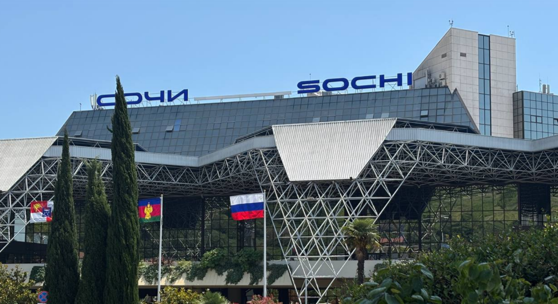 Аэропорт Сочи. Скриншот фото из Telegram-канала аэропорта от 06.07.25, https://t.me/aeroaer/1966.