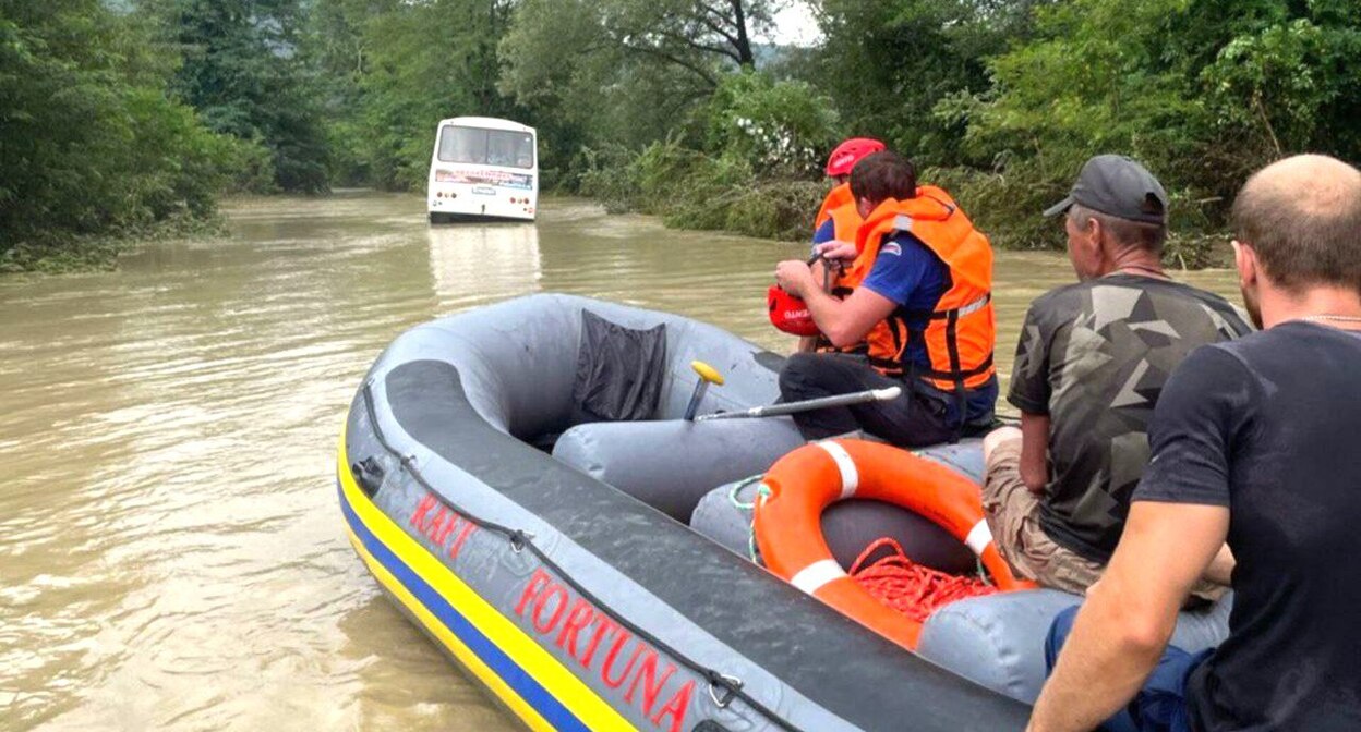 Обстановка в Туапсинском районе. Фото: телеграм-канал администрации Краснодарского края, https://t.me/admkrai/49436