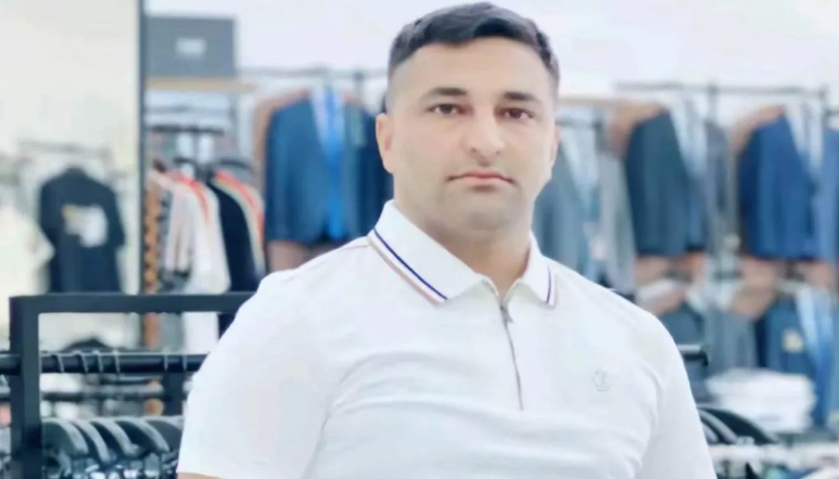 Ильхами Насибов. Скриншот фото Caliber.Az от 17.08.25,https://caliber.az/post/policiya-arestovala-skandalnogo-blogera-zhurnalista