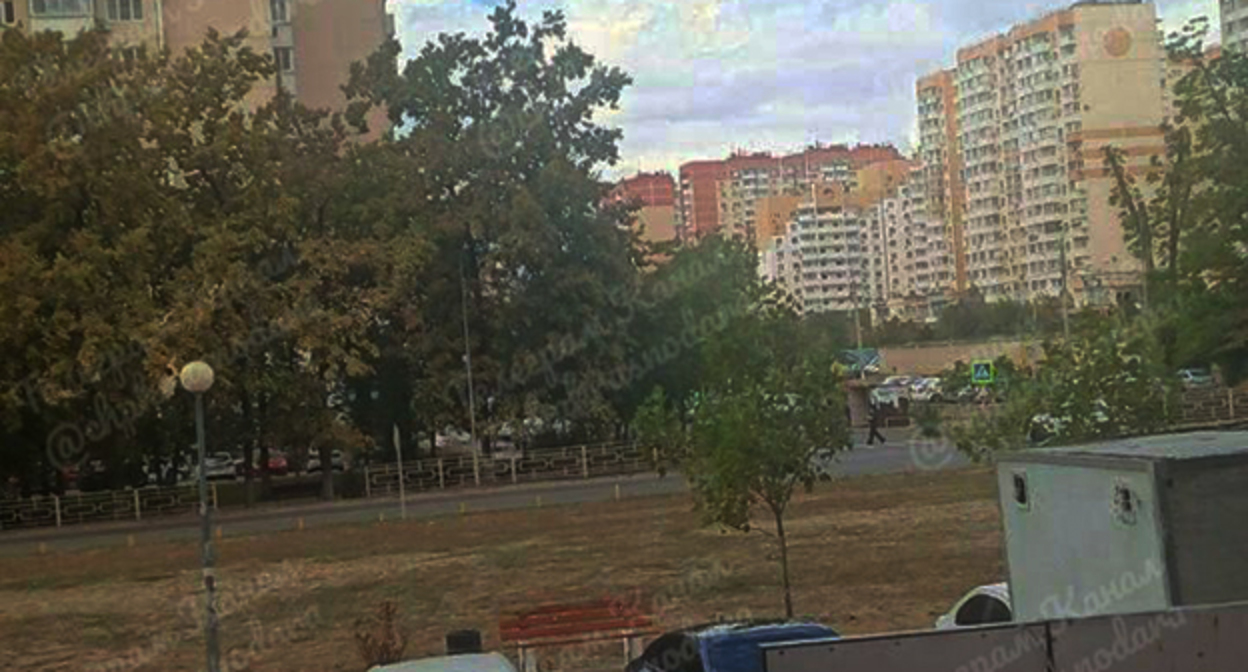 Многоэтажка на улице Героев Разведчиков. Сентябрь 2025 года. Фото: https://t.me/chpkrasnodara/67462