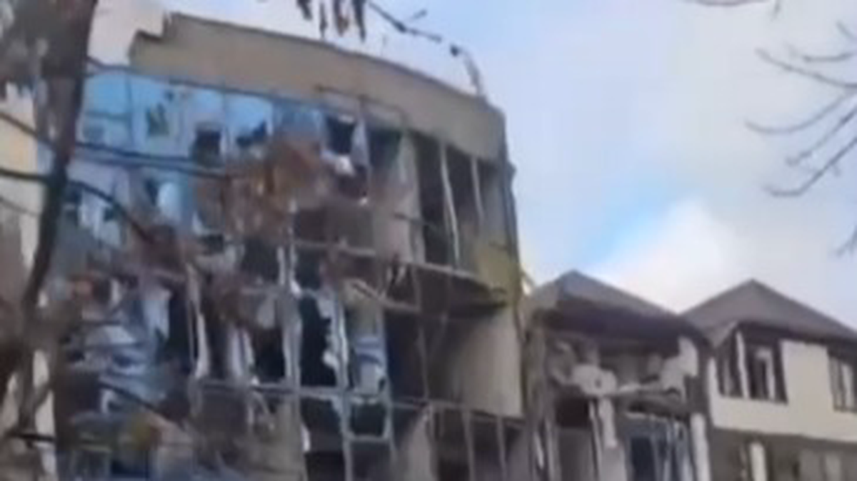 Последствия атаки беспилотников в Махачкале. 22 октября 2025 г. Скриншот видео Baza/Telegram