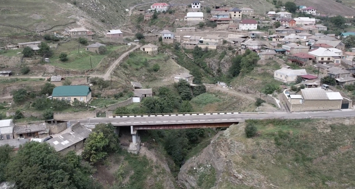 Село Хоредж. Кадр видел dagestanibird / YouTube