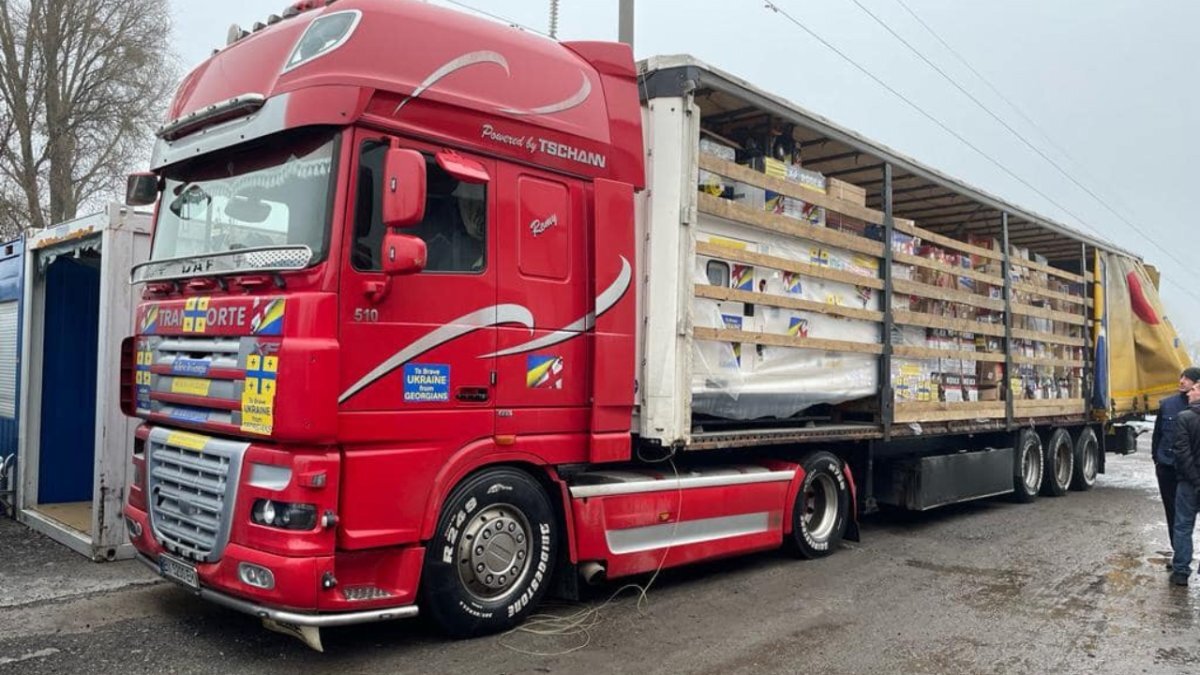 Генераторы для отправки на Украину. Фото: https://haqqin.az/news/364730