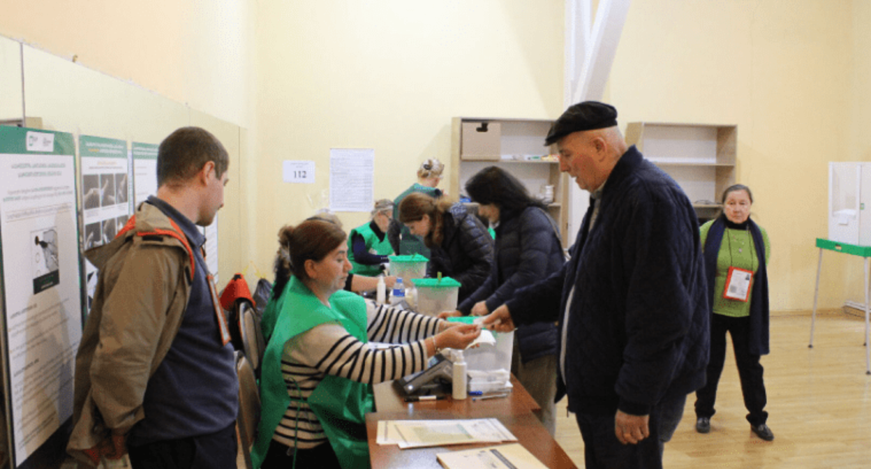 На избирательном участке в Тбилиси. Фото Инны Кукуджановой для "Кавказского узла".