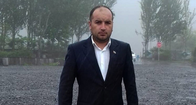 Эльнур Гасанов. Фото: https://www.amerikaninsesi.org/a/6949909.html