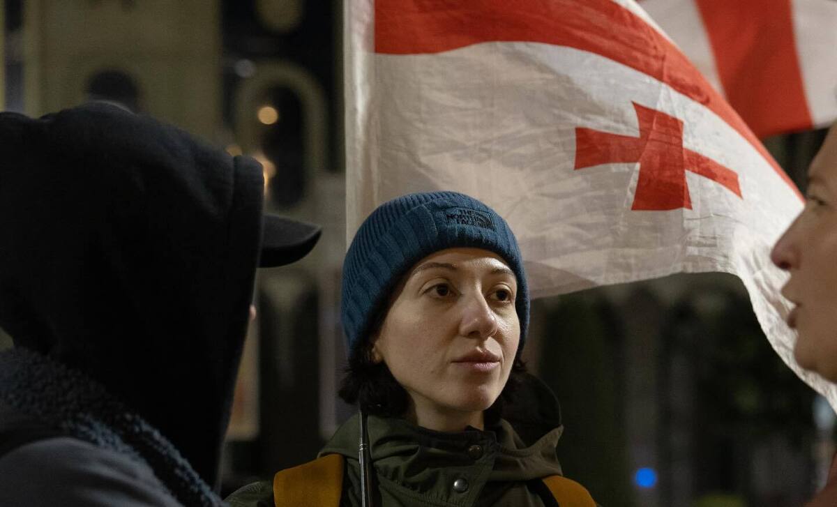 Участники акции на проспекте Руставели. Фото: Mariam Dzidzaria / Netgazeti