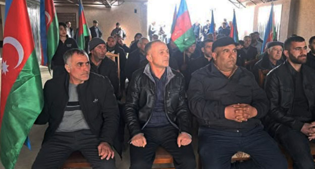 Азербайджанские семьи вернулись в четыре села Агдеринского района. Фото: https://www.facebook.com/photo/?fbid=1484379713698254&set=pcb.1484379750364917 принадлежит компании Meta деятельность которой запрещена в России