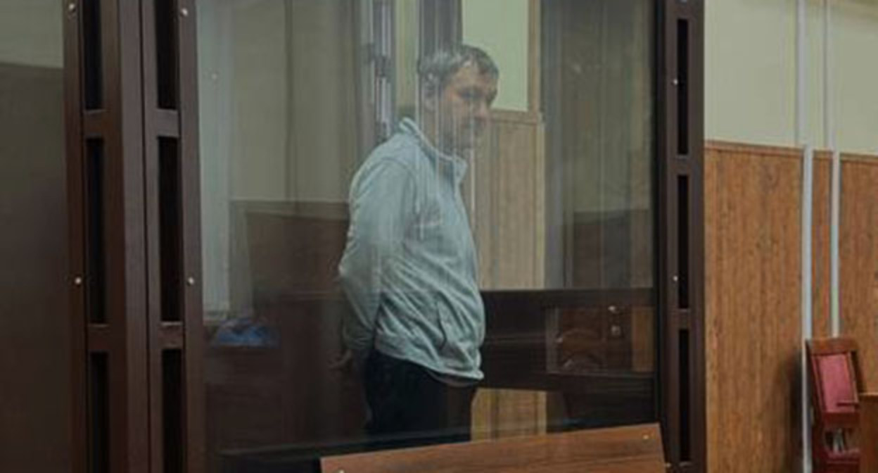 Житель Анапы, оштрафованный за свиную голову на заборе мечети в Адыгее в зале суда. Фото: Объединенная пресс-служба судов Адыгеи