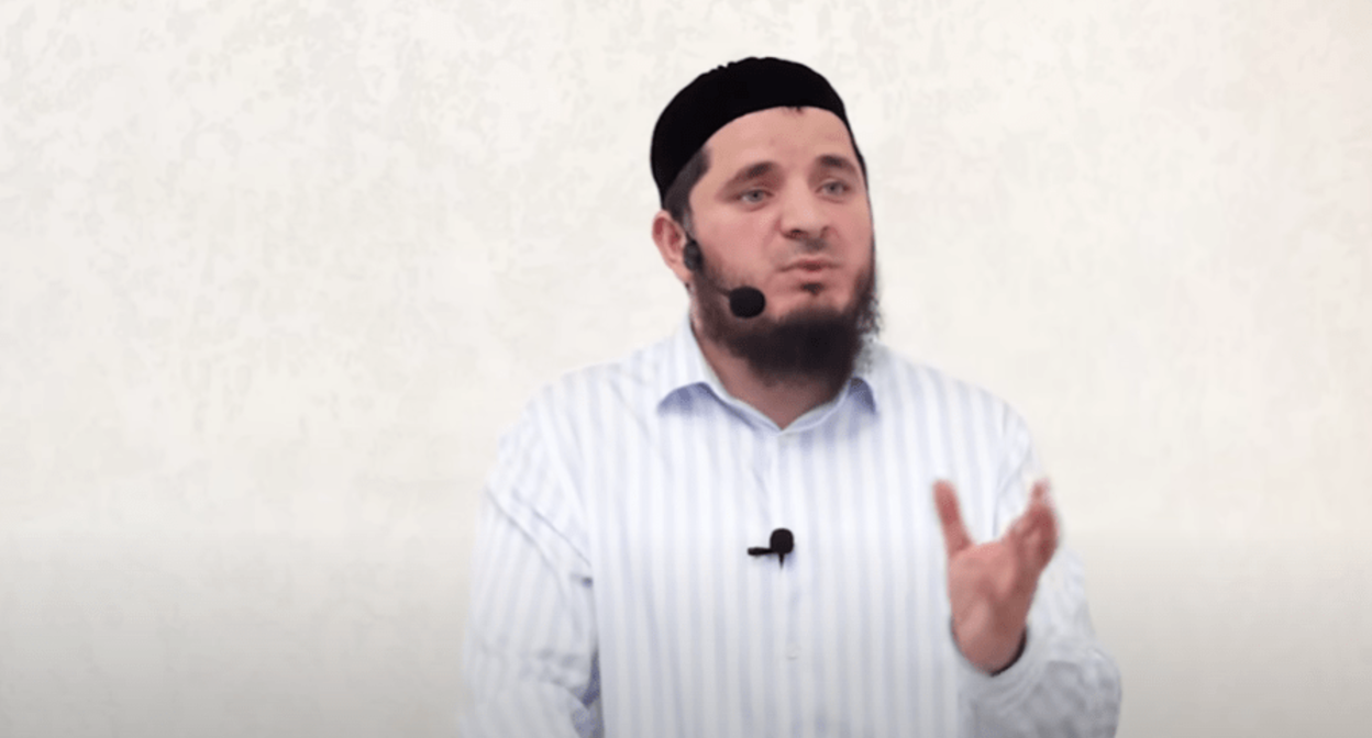 Мухаммад Тамасханов. Кадр видео на YouTube-канале имама https://www.youtube.com/watch?v=2CRjKZBFhVY