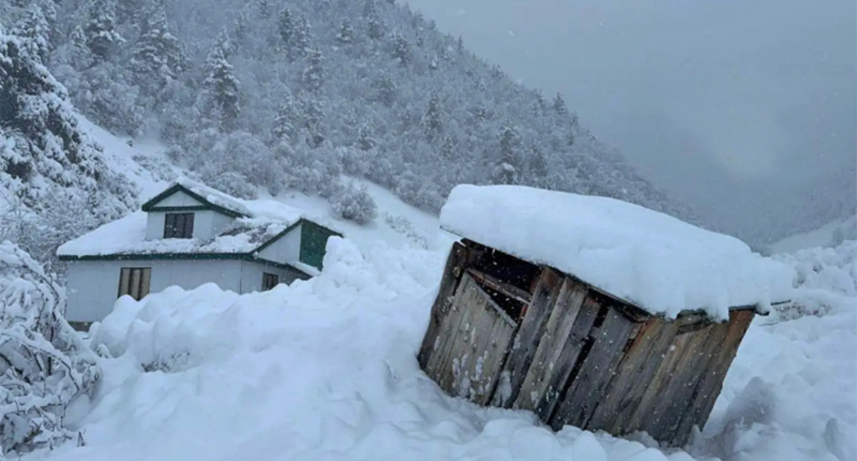 Сход лавины в Цумадинском районе. Фото: Прокуратура Москвы