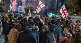 Протестующие на Руставели 21 апреля 2026 года. Фото: Nino Kikvadze / Publika