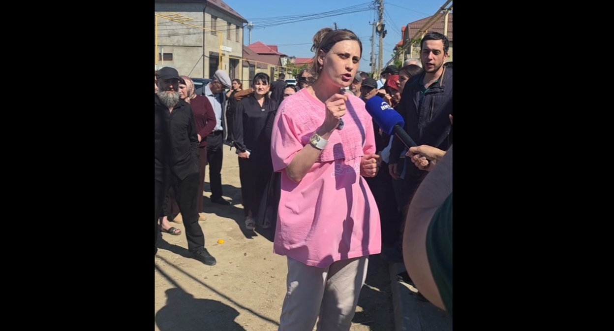 Сход жителей микрорайона ДОСААФ. Кадр видео "Новости ННТ" https://t.me/newsnnt/12470