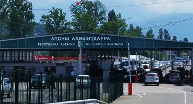 Российско-абхазская граница. Фото: https://sochi.ru/press-sluzhba/novosti/66/108684/