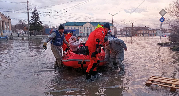 Наводнение в Дагестане. Фото: МЧС России Наводнение в Дагестане. Фото: МЧС России