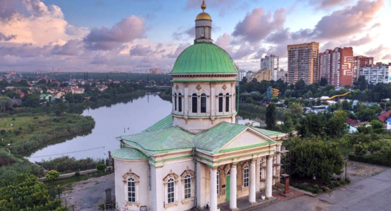 Церковь Сурб-Хач. Фото: https://www.donland.ru/ Церковь Сурб-Хач. Фото: https://www.donland.ru/