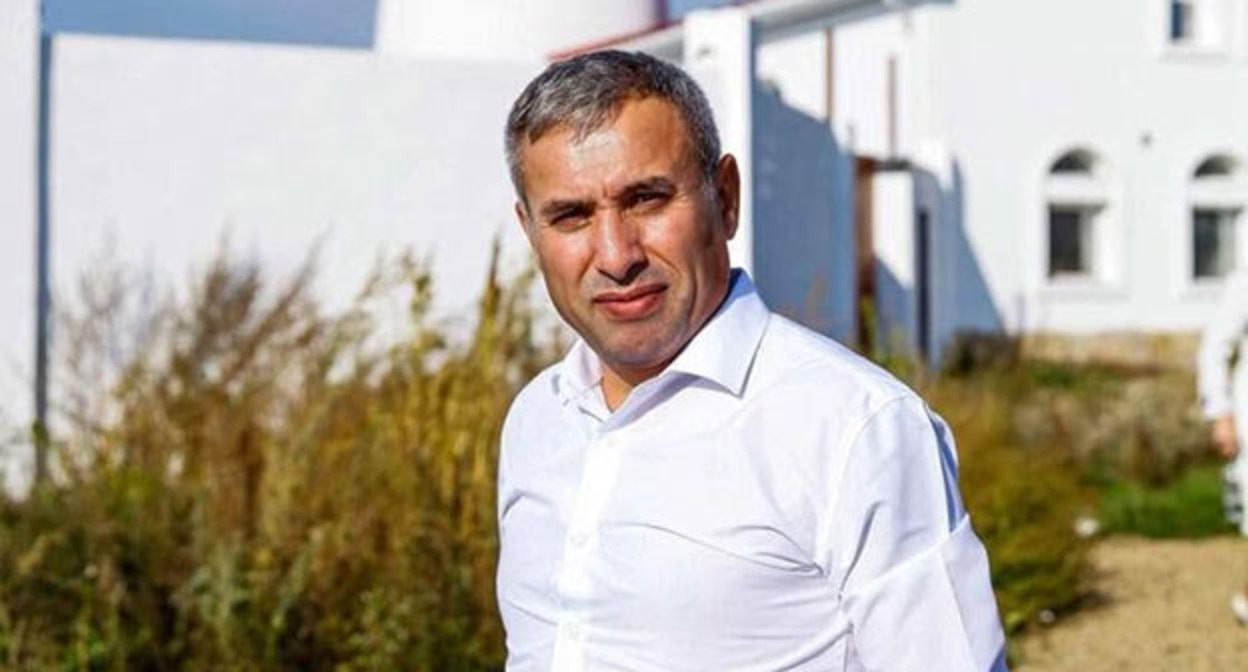 Хафиз Исмаилов. Фото личная страница Хафиза Исмаилова https://www.facebook.com/hafiz.ismailov.2025/?rdid=8B0uS4R2huXMukfF принадлежит компании Meta деятельность которой запрещена в России Хафиз Исмаилов. Фото личная страница Хафиза Исмаилова https://www.facebook.com/hafiz.ismailov.2025/?rdid=8B0uS4R2huXMukfF принадлежит компании Meta деятельность которой запрещена в России