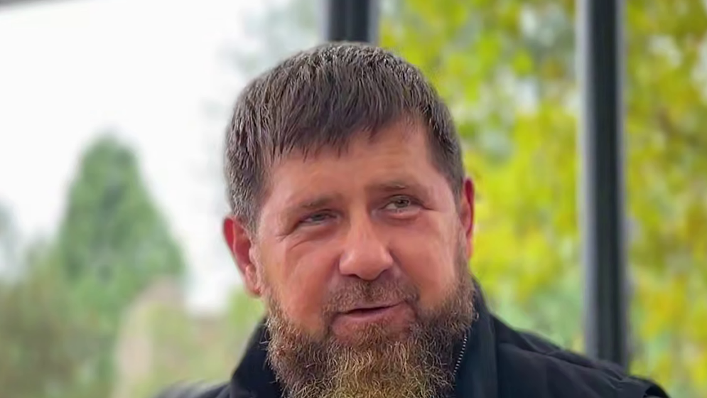 Рамзан Кадыров. Стоп-кадр видео от 23.10.26, https://t.me/RKadyrov_95/7032. Рамзан Кадыров. Стоп-кадр видео от 23.10.26, https://t.me/RKadyrov_95/7032.