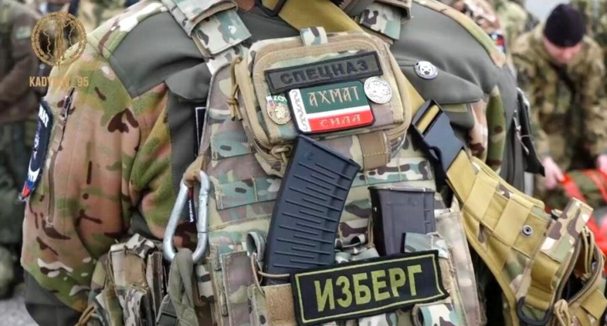 Добровольцы перед отправкой в зону боевых действий. 29 октября 2026 г. Фото: Грозный-Информ https://www.grozny-inform.ru/news/svo/189580/