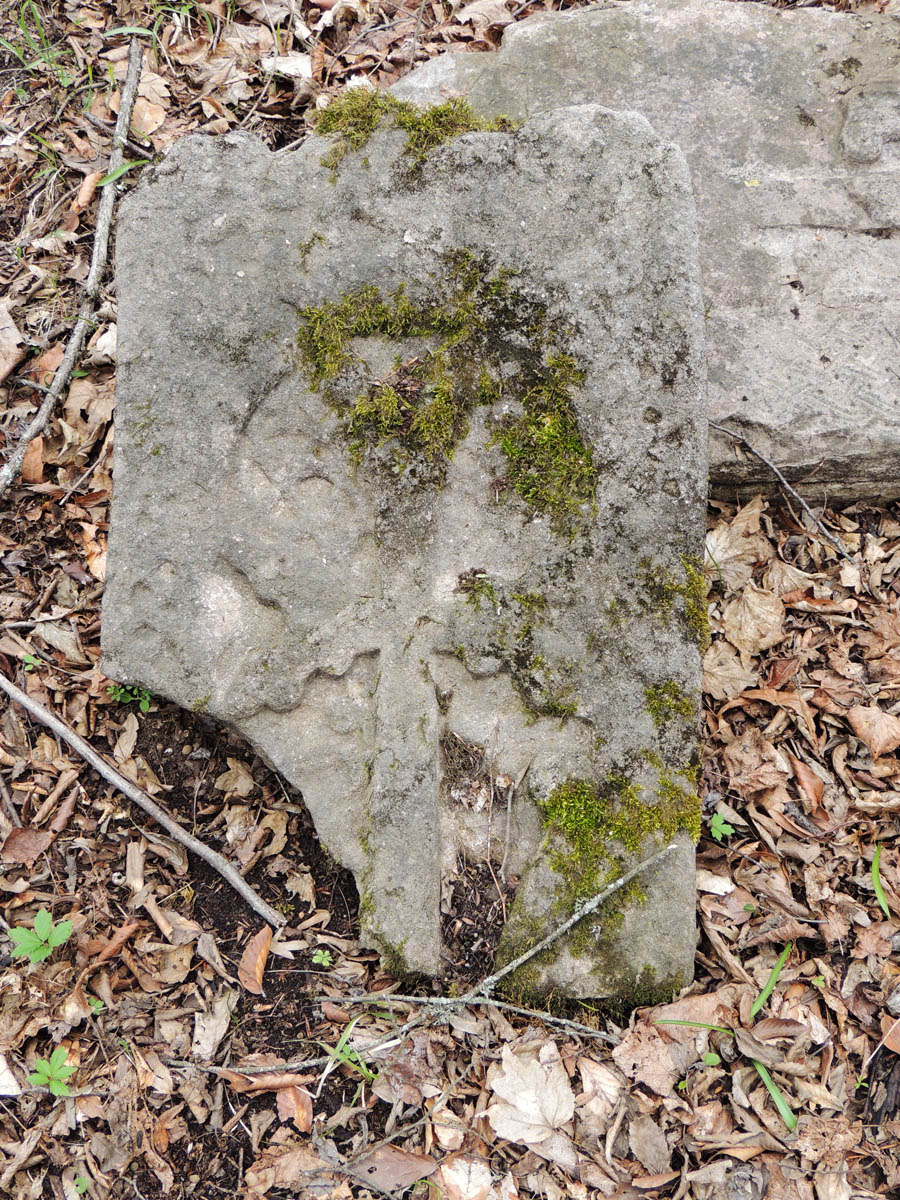 Хачкары монастыря "Охты ехцы". Хачкары монастыря "Охты ехцы".