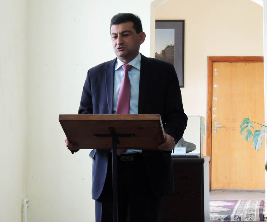 Сергей Шахвердян, начальник Управления туризма и охраны окружающей среды при Правительстве НКР. Сергей Шахвердян, начальник Управления туризма и охраны окружающей среды при Правительстве НКР.