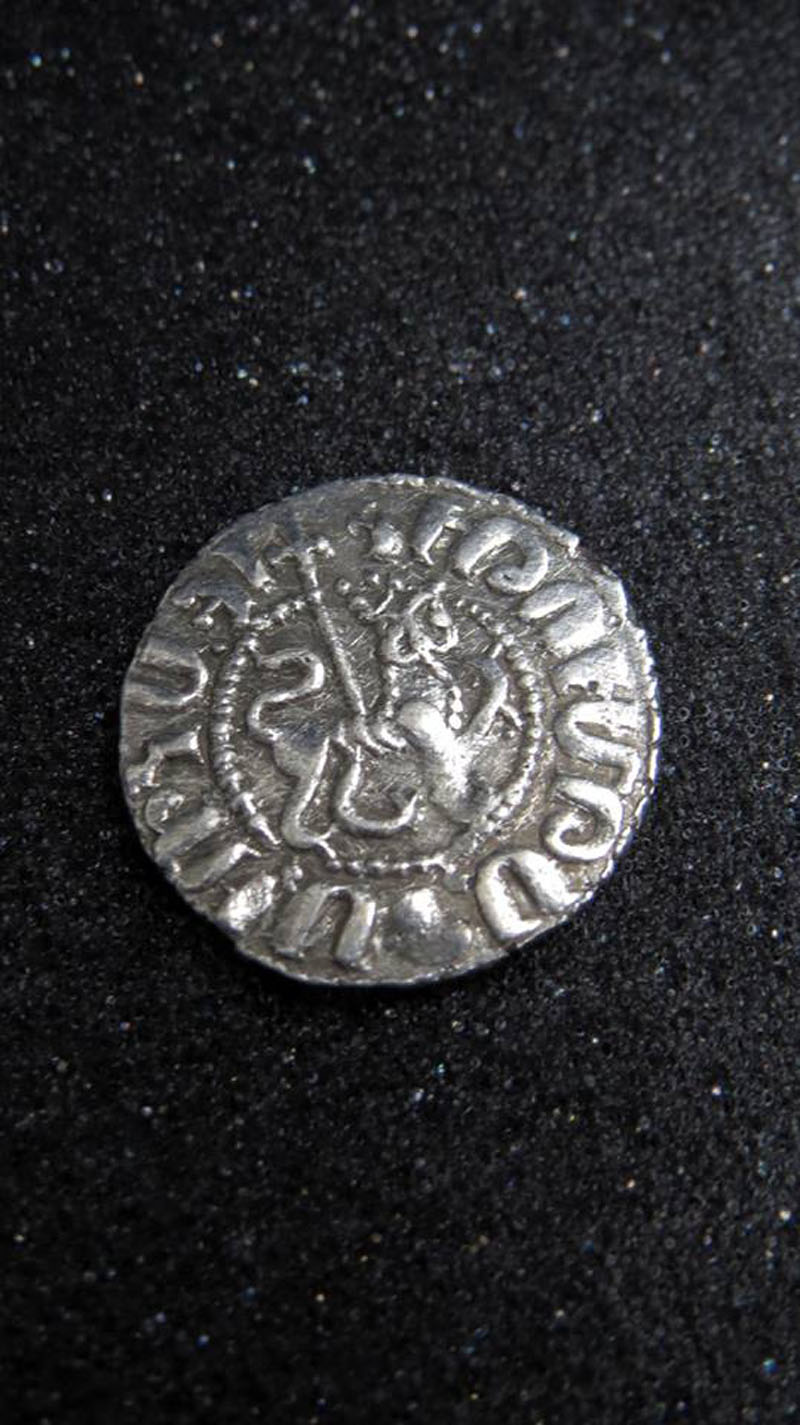 Оборотная сторона монеты Оборотная сторона монеты